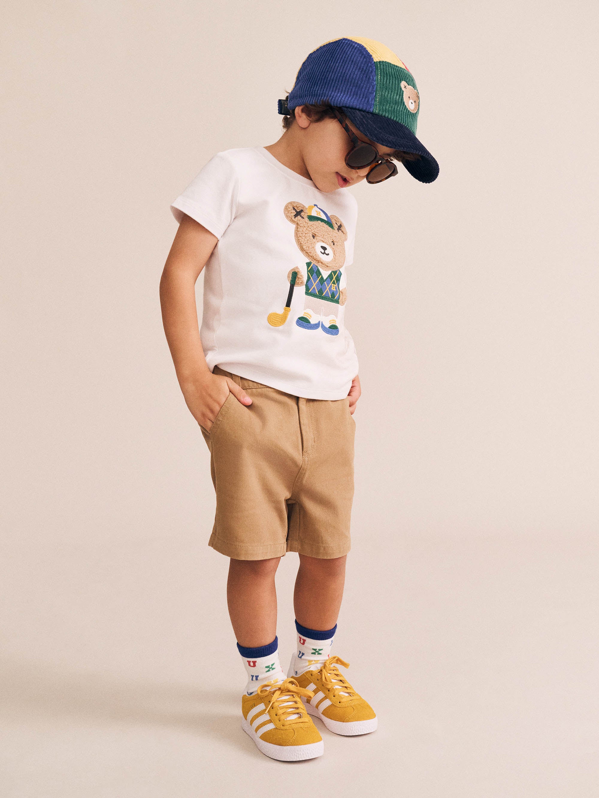 Golfer Hux White Tee