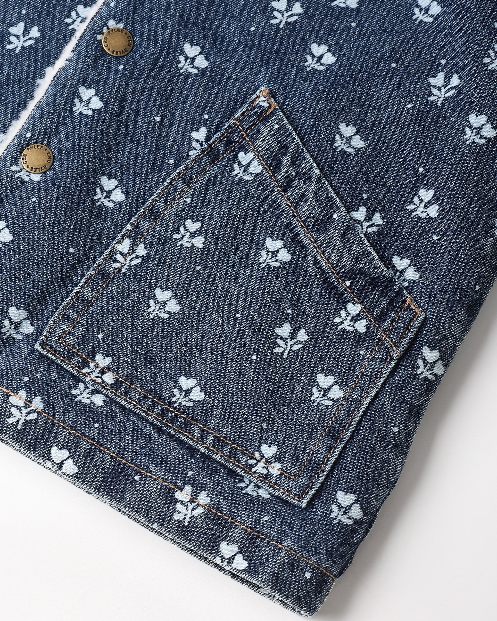 Heart Ditsy Long Chore Coat