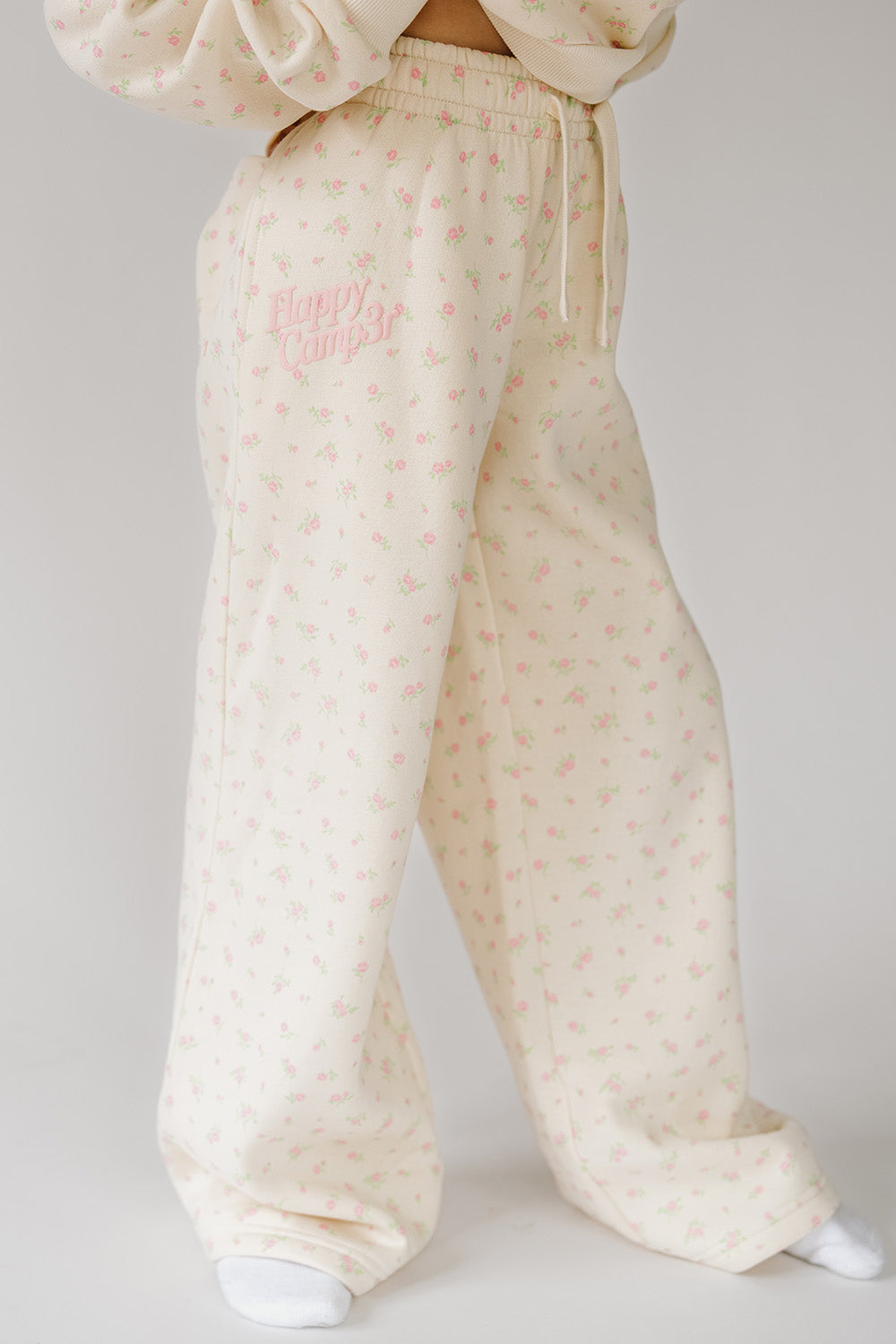 Peony Sprinkle Youth Sweatpants